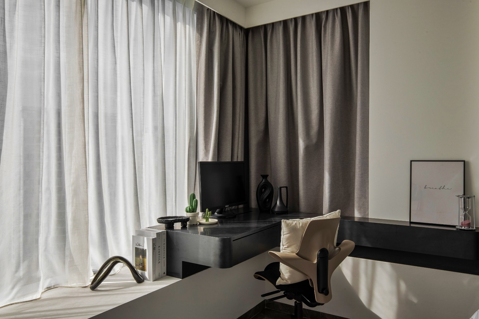 Contemporary Design - Study Room - Condominium - Design by Apartment