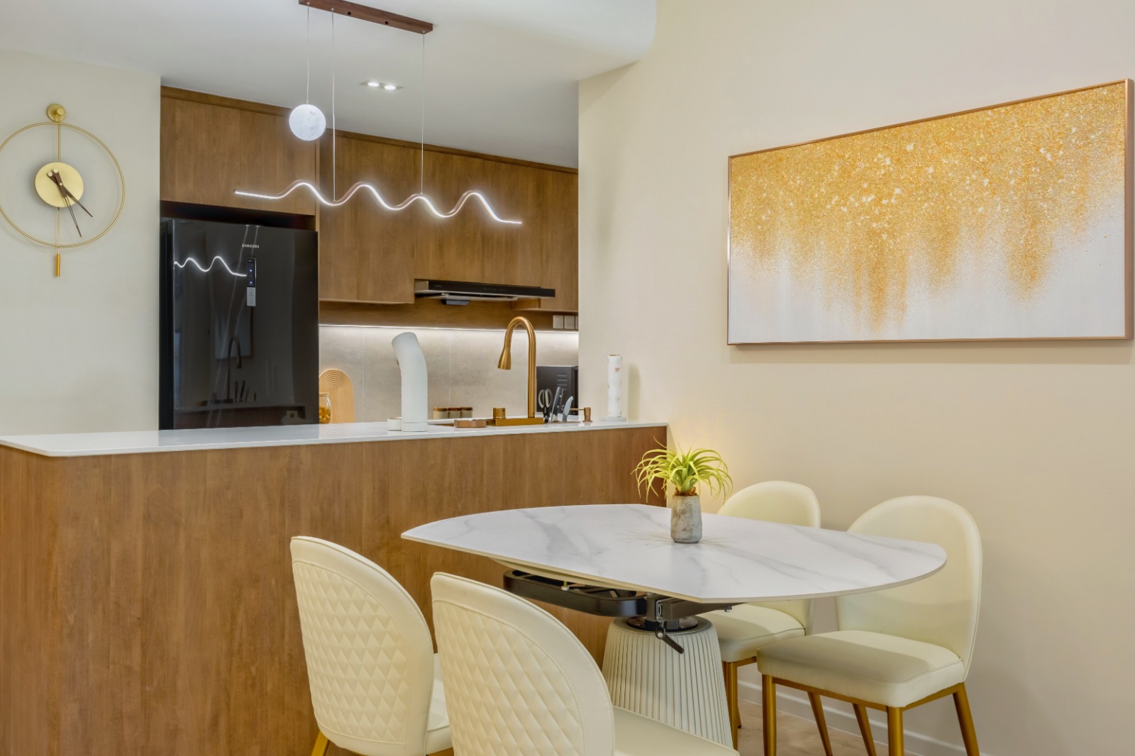 Modern Design - Dining Room - Condominium - Design by Apartment