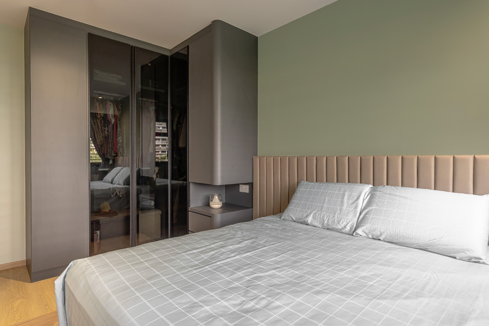 Contemporary Design - Bedroom - HDB 4 Room - Design by Defour Home Studios Pte Ltd