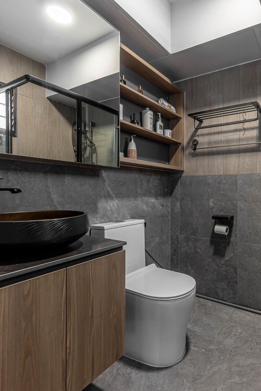 Contemporary Design - Bathroom - HDB 4 Room - Design by Defour Home Studios Pte Ltd