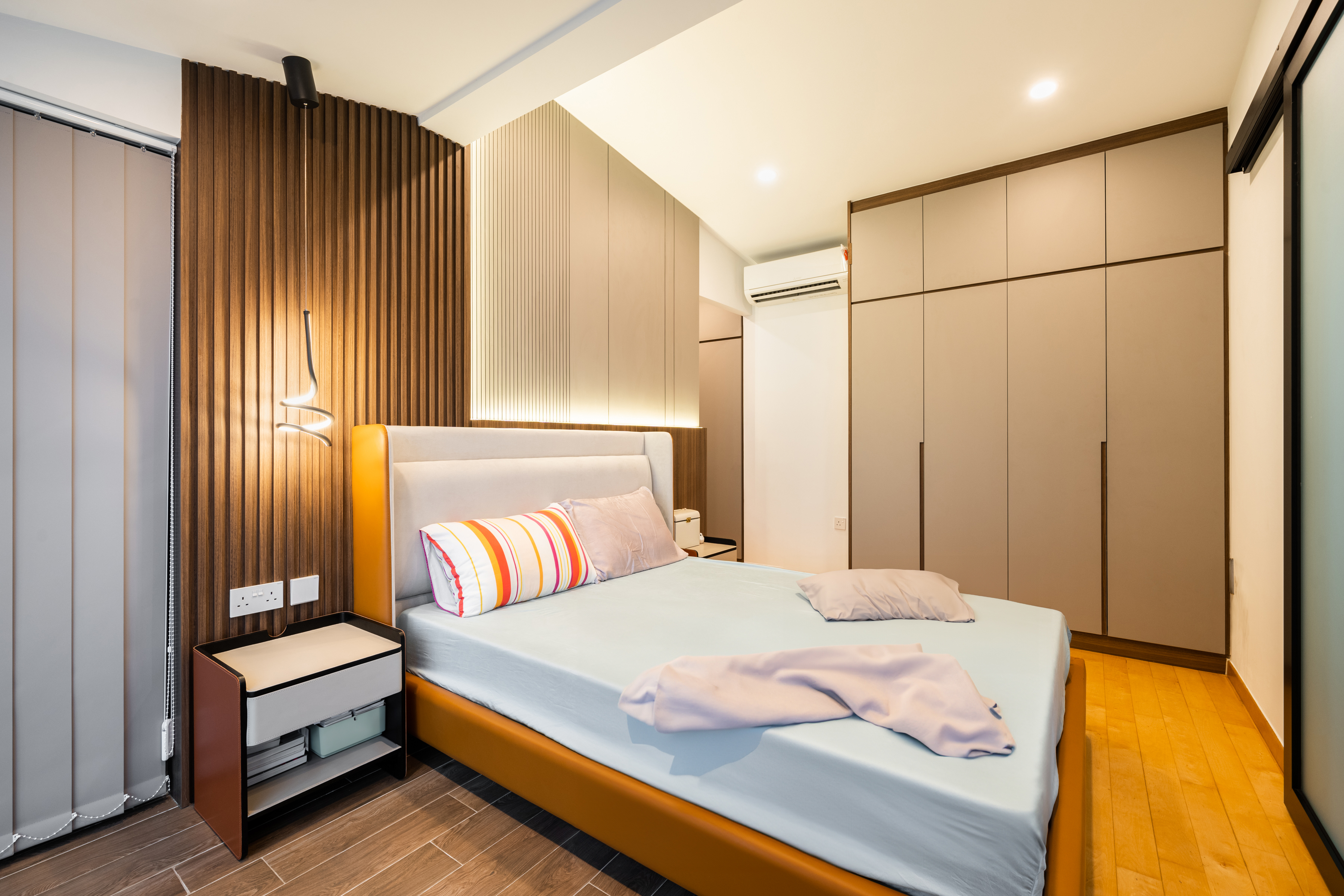 Modern Design - Bedroom - Condominium - Design by Design 4 Space Pte Ltd