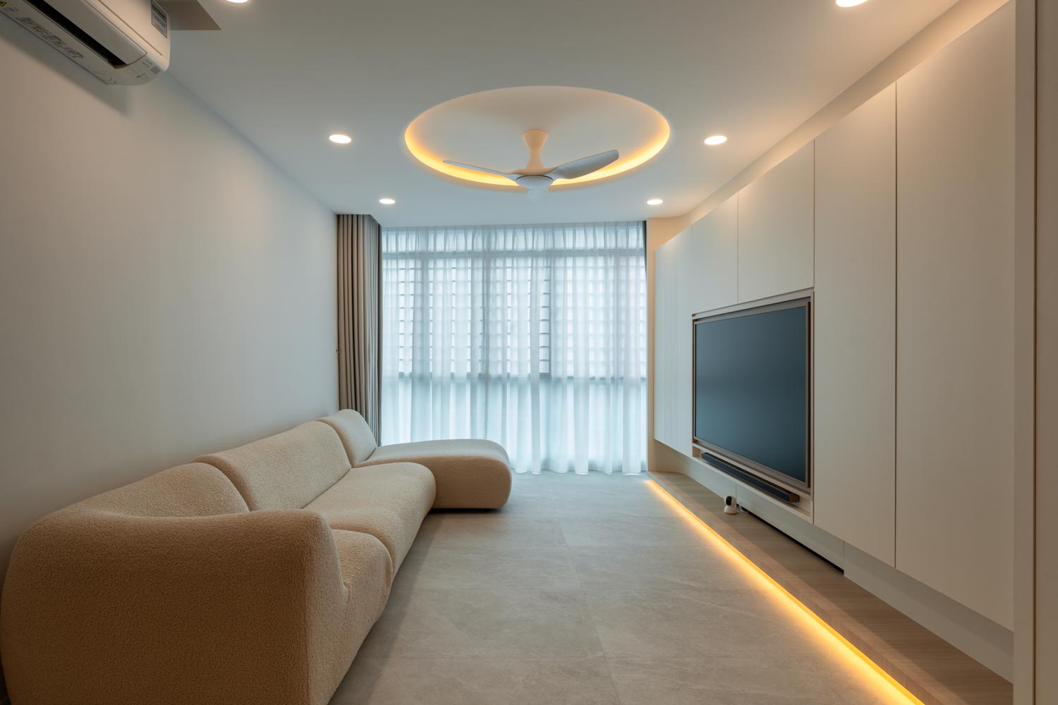 Modern Design - Living Room - HDB Executive Apartment - Design by Design 4 Space Pte Ltd