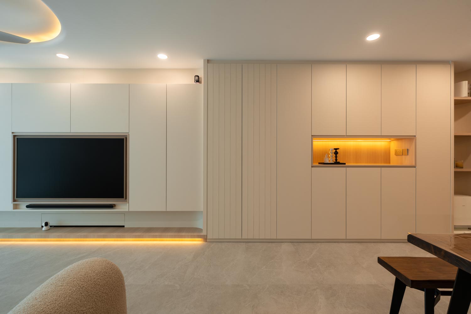 Modern Design - Living Room - HDB Executive Apartment - Design by Design 4 Space Pte Ltd