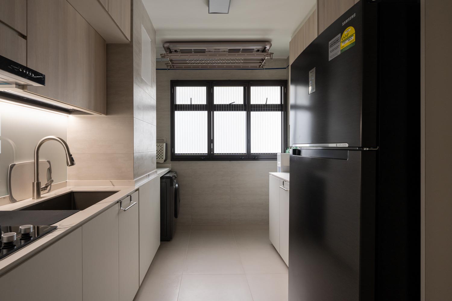 Minimalist, Modern Design - Kitchen - HDB 4 Room - Design by Design 4 Space Pte Ltd