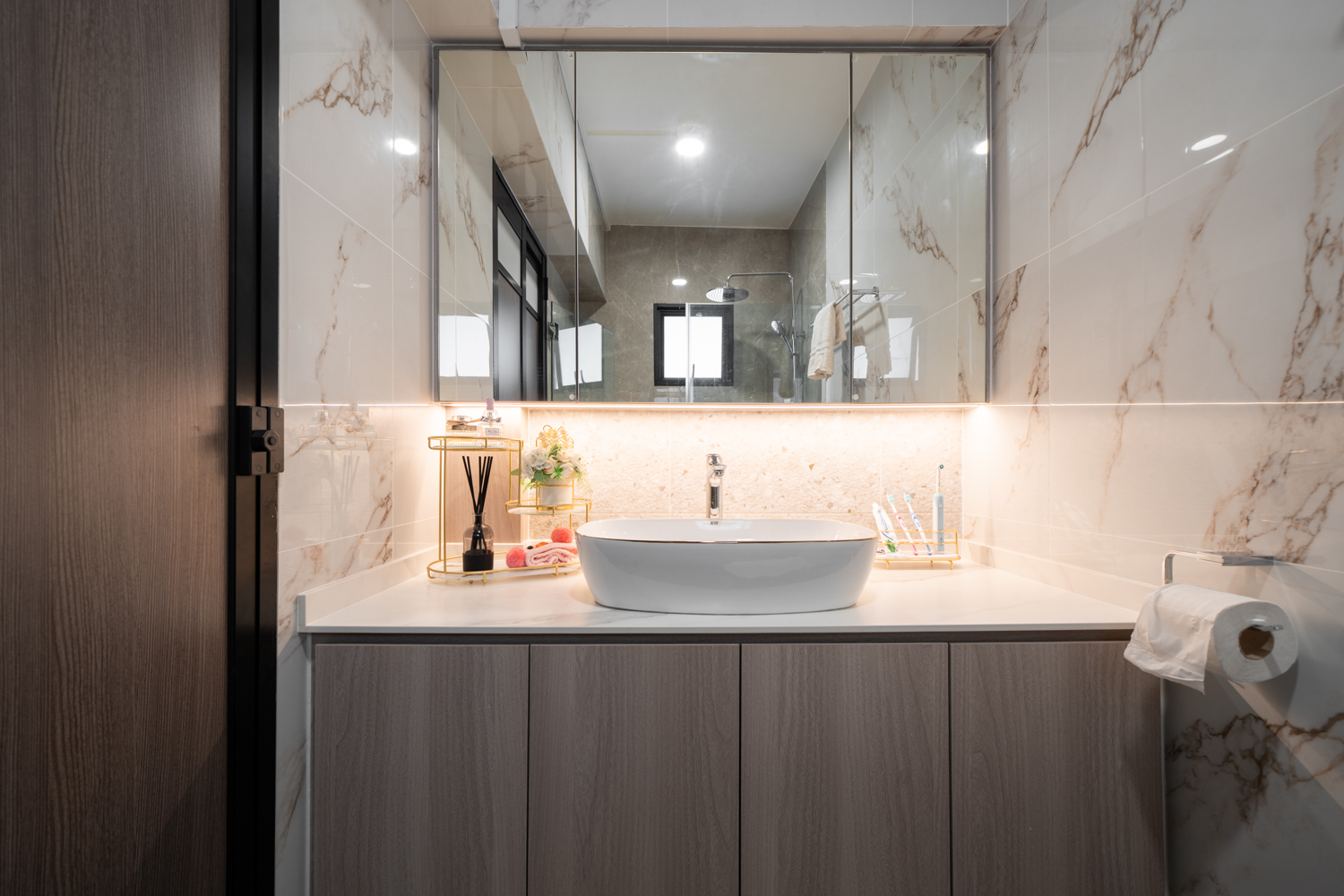 Contemporary, Modern Design - Bathroom - HDB 4 Room - Design by Design 4 Space Pte Ltd