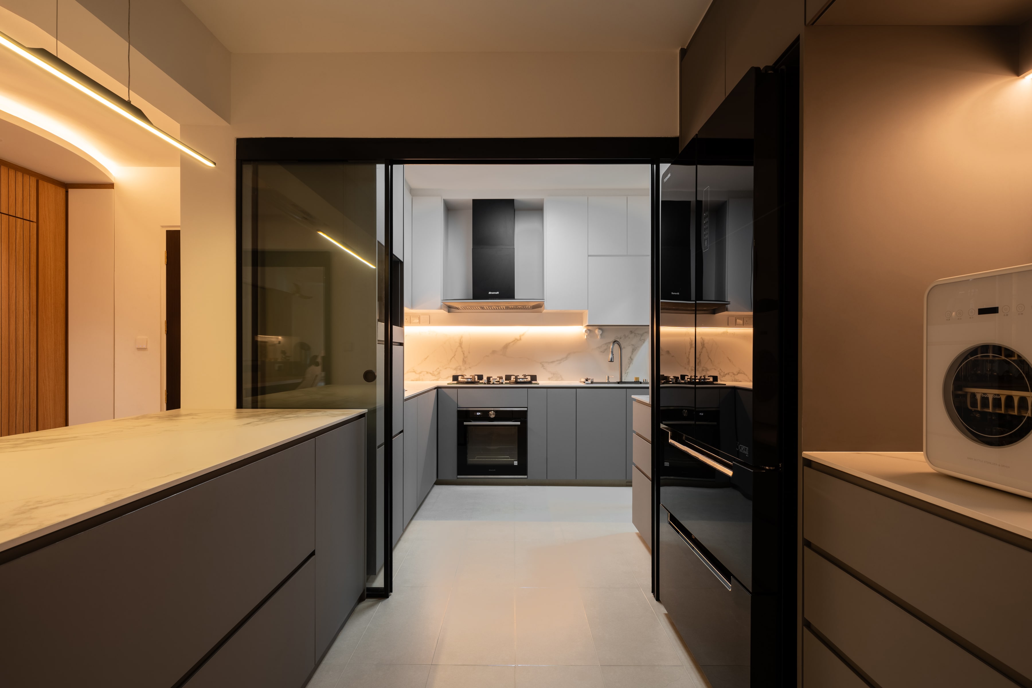 Contemporary Design - Kitchen - HDB 5 Room - Design by Design 4 Space Pte Ltd