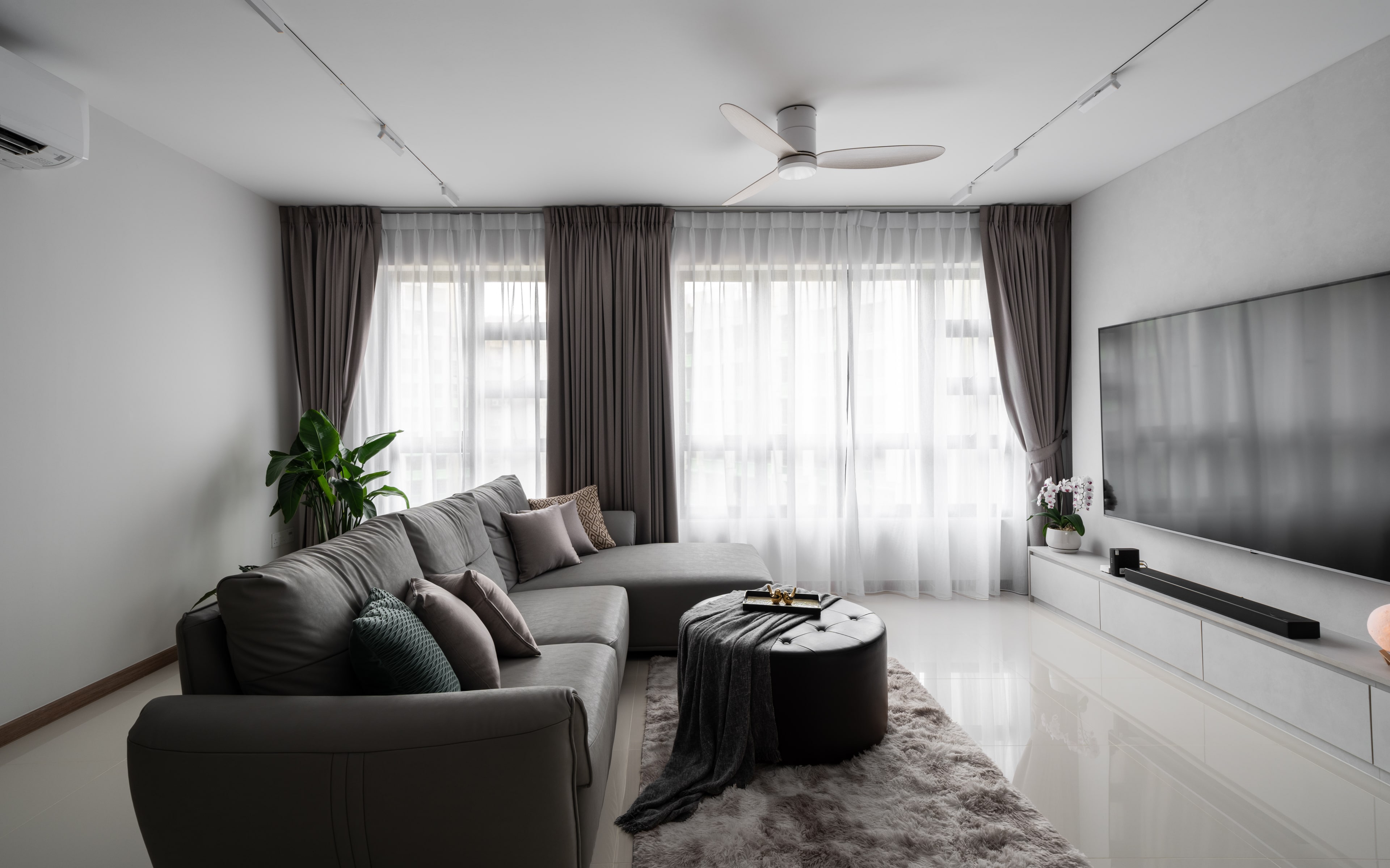 Minimalist Design - Living Room - HDB 5 Room - Design by Design 4 Space Pte Ltd