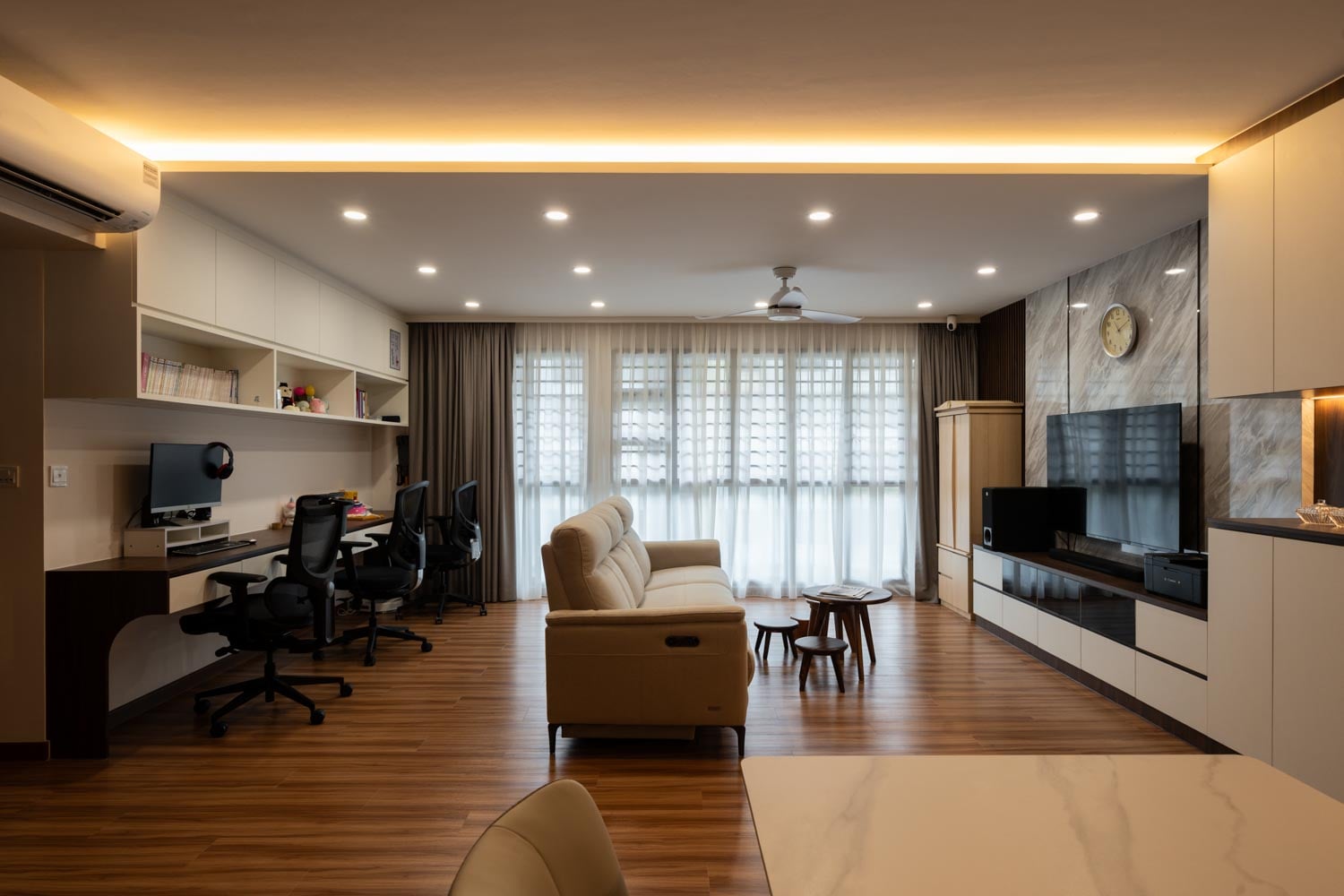 Modern Design - Living Room - HDB 5 Room - Design by Design 4 Space Pte Ltd