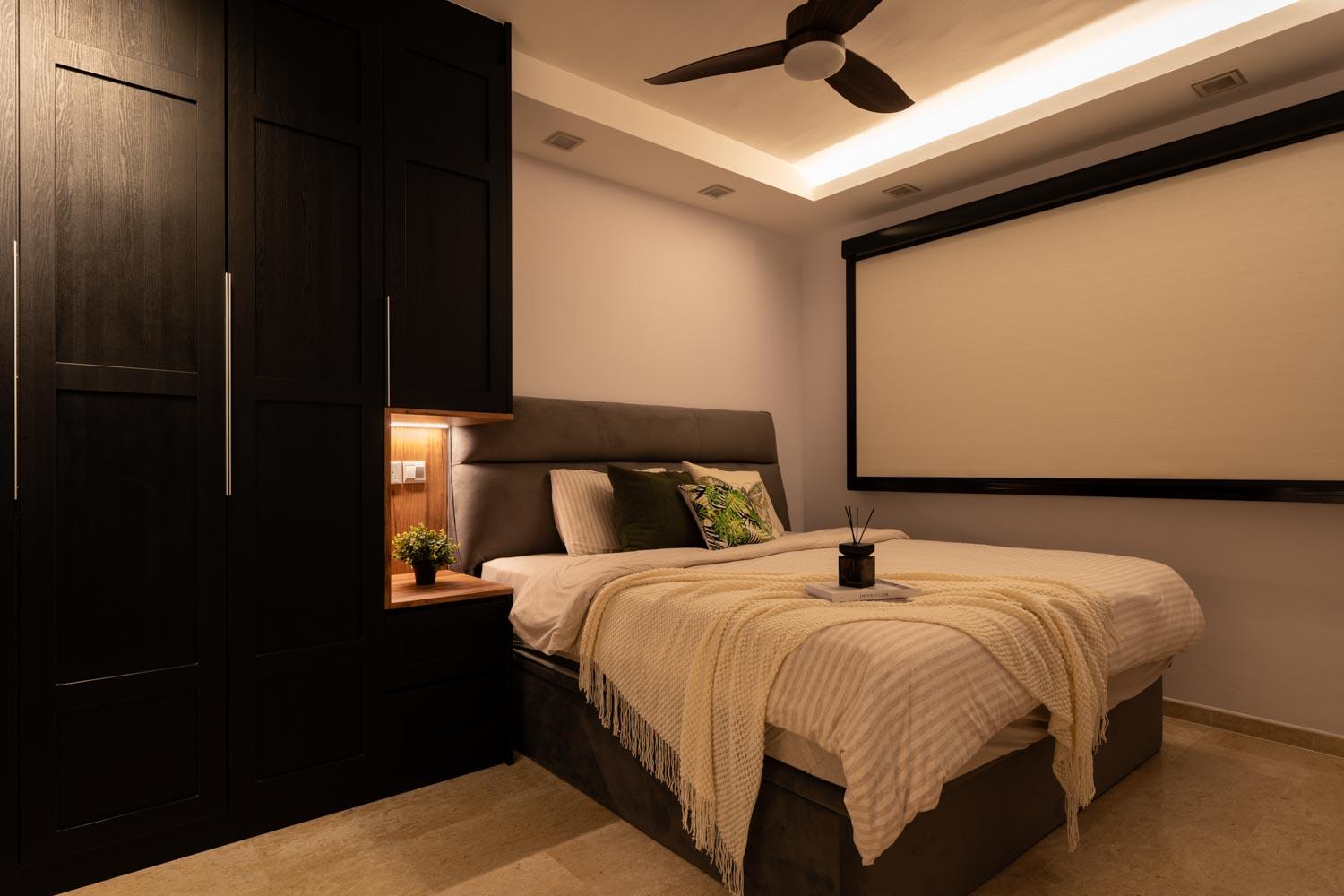 Contemporary, Modern Design - Bedroom - HDB 5 Room - Design by Design 4 Space Pte Ltd