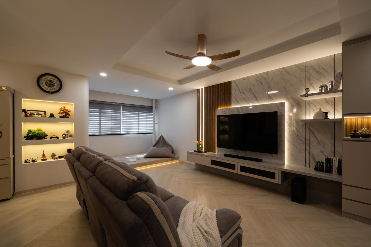 Contemporary, Modern Design - Living Room - HDB 5 Room - Design by Design 4 Space Pte Ltd