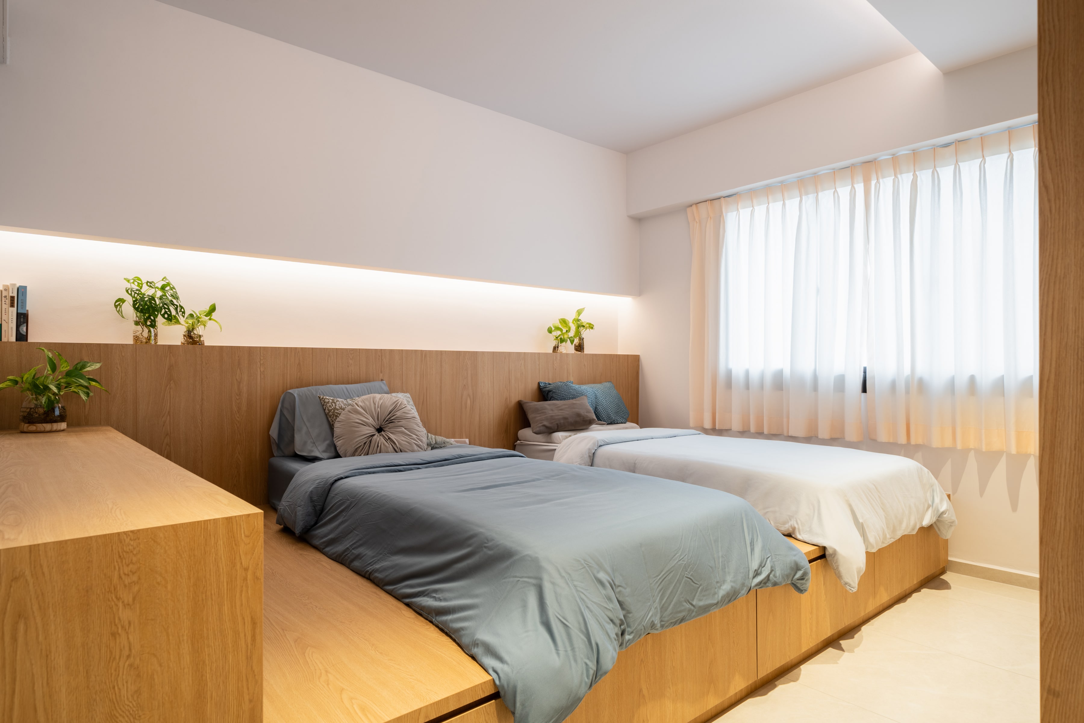 Contemporary, Modern Design - Bedroom - HDB 5 Room - Design by Design 4 Space Pte Ltd