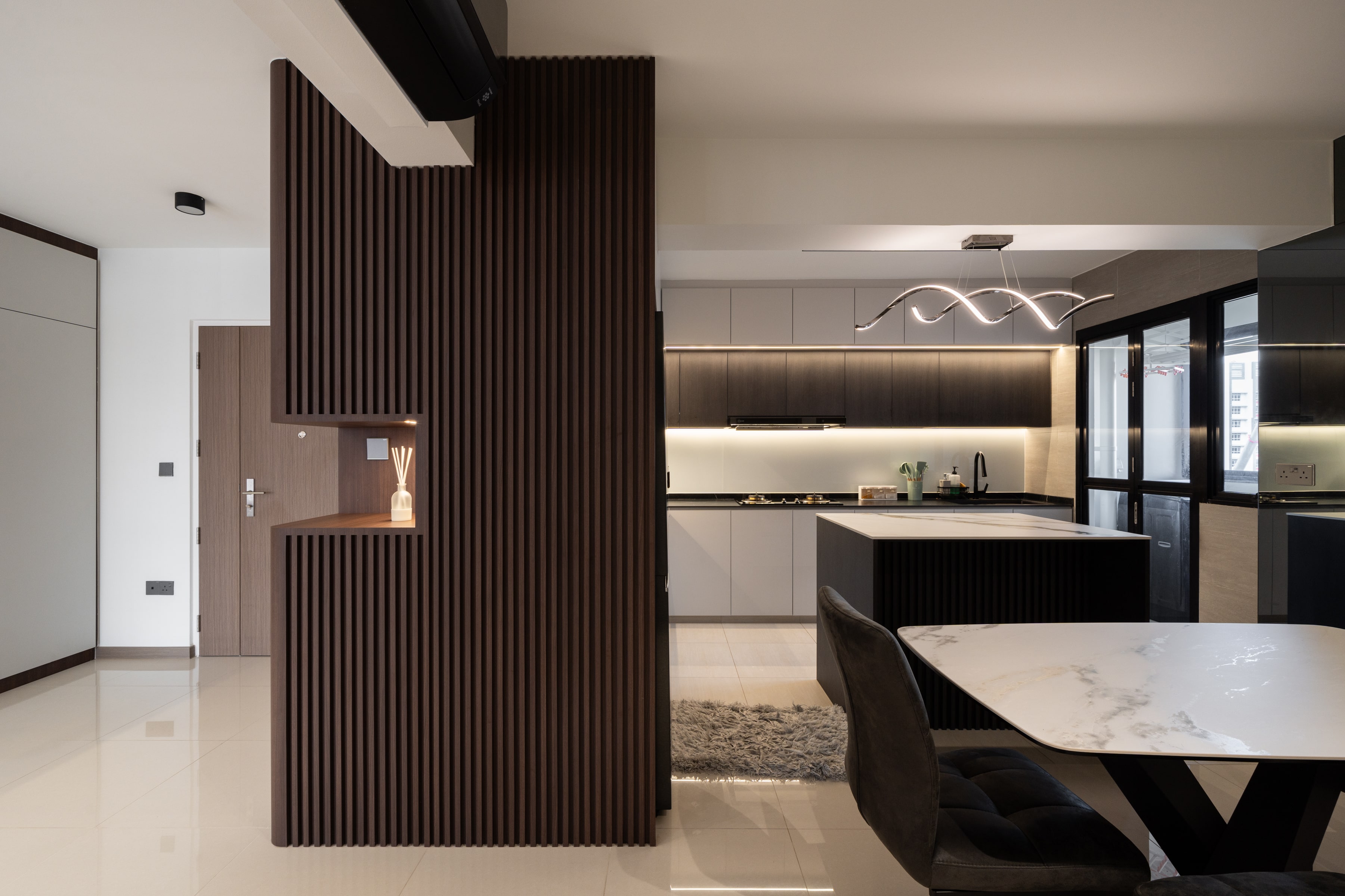 Modern Design - Kitchen - HDB 5 Room - Design by Design 4 Space Pte Ltd