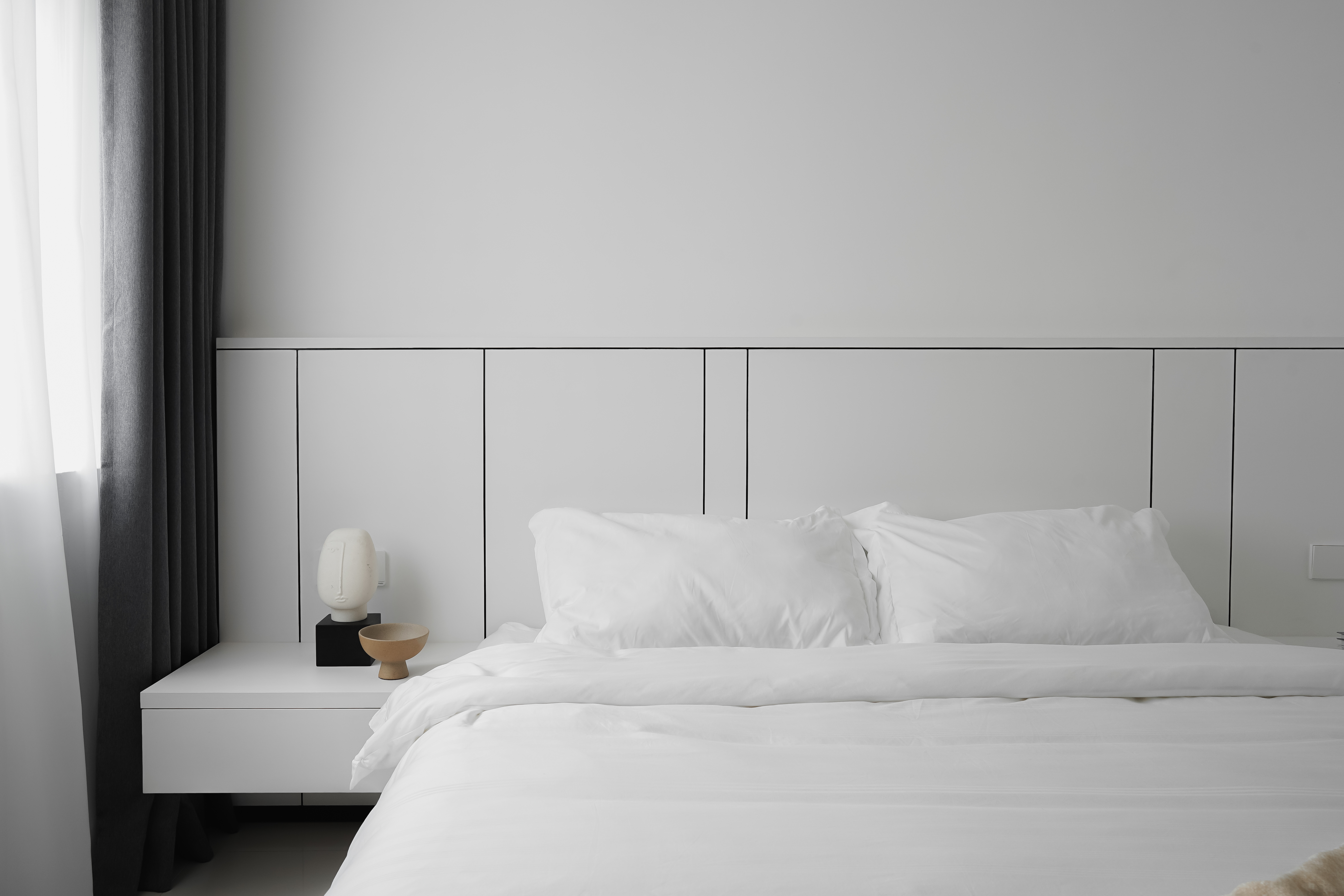 Minimalist Design - Bedroom - Condominium - Design by Doubble Interior Associates Singapore