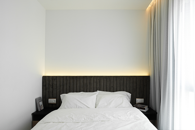 Modern Design - Bedroom - Condominium - Design by Doubble Interior Associates Singapore