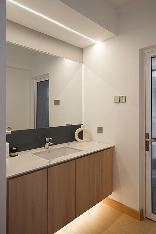 Contemporary, Modern Design - Bathroom - Condominium - Design by Doubble Interior Associates Singapore