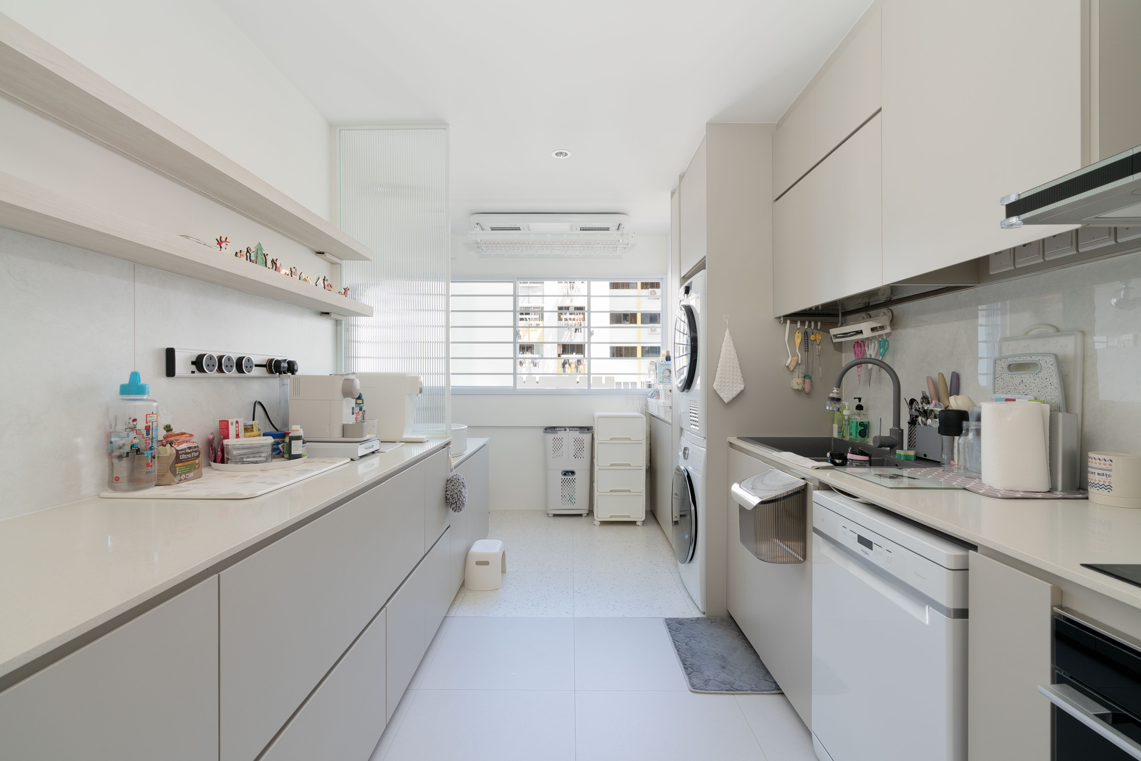 Contemporary, Minimalist Design - Kitchen - HDB 4 Room - Design by EXQsite Interior Design