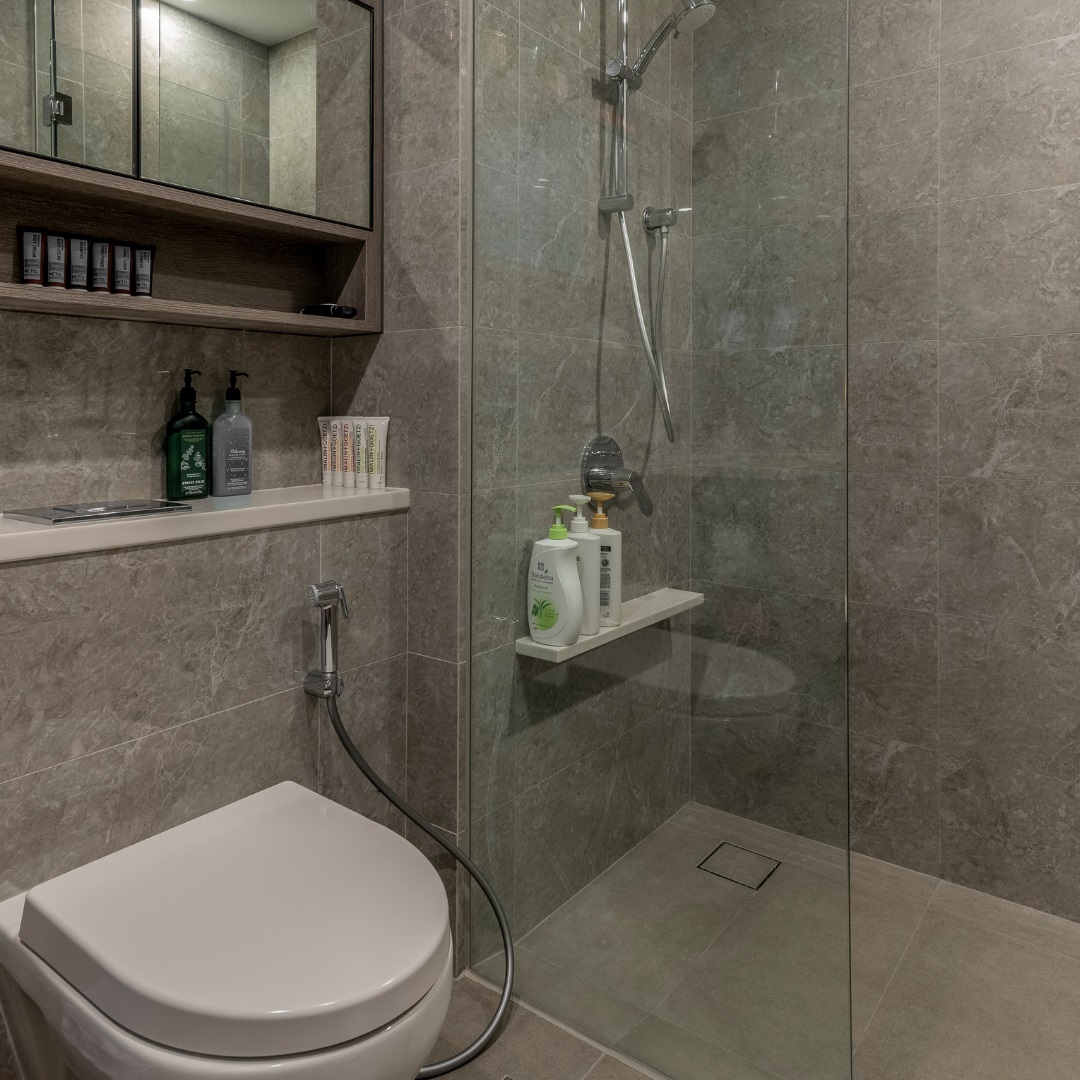 Minimalist, Modern Design - Bathroom - Condominium - Design by Goodman Interior