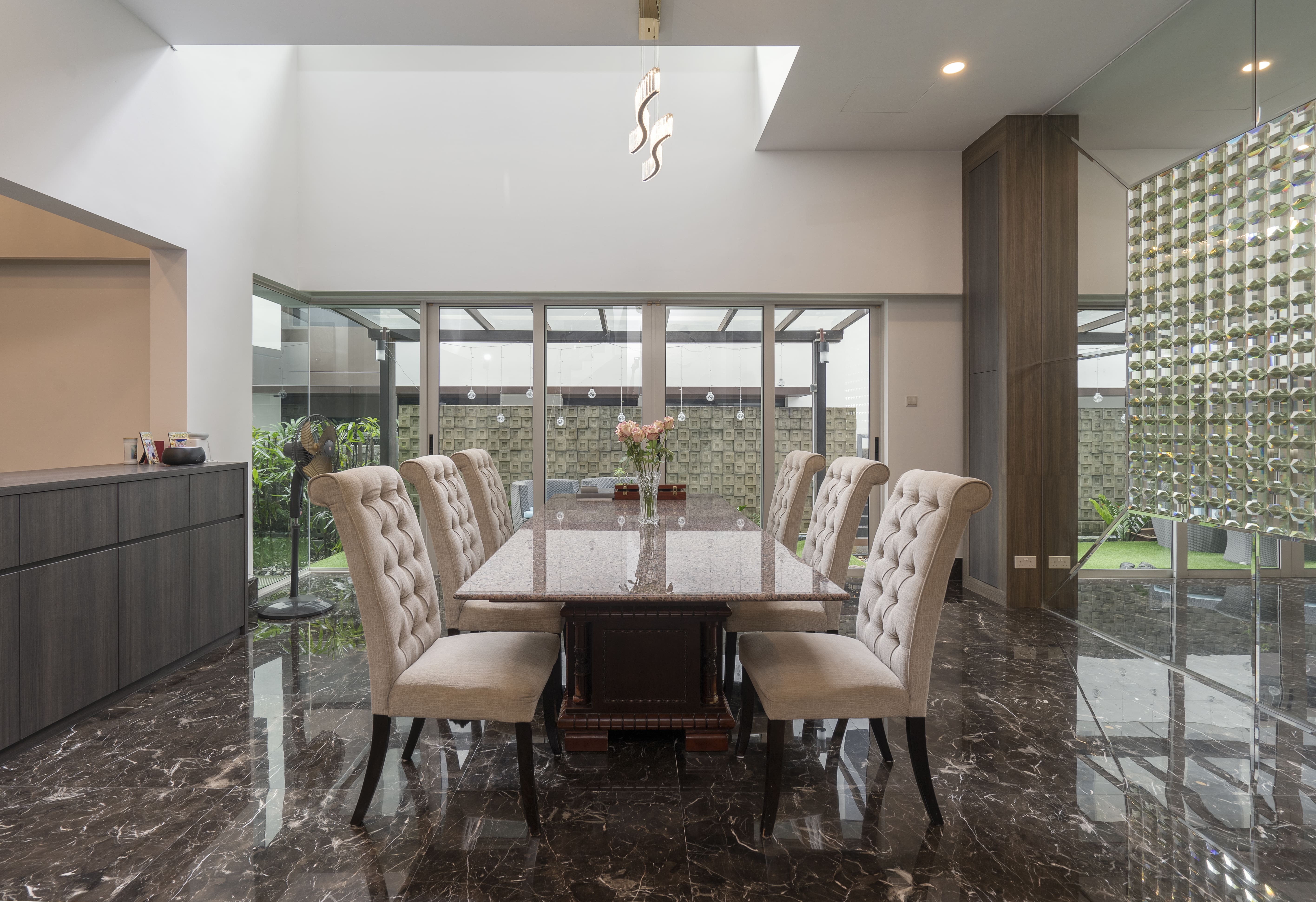 Modern Design - Dining Room - Landed House - Design by Goodman Interior