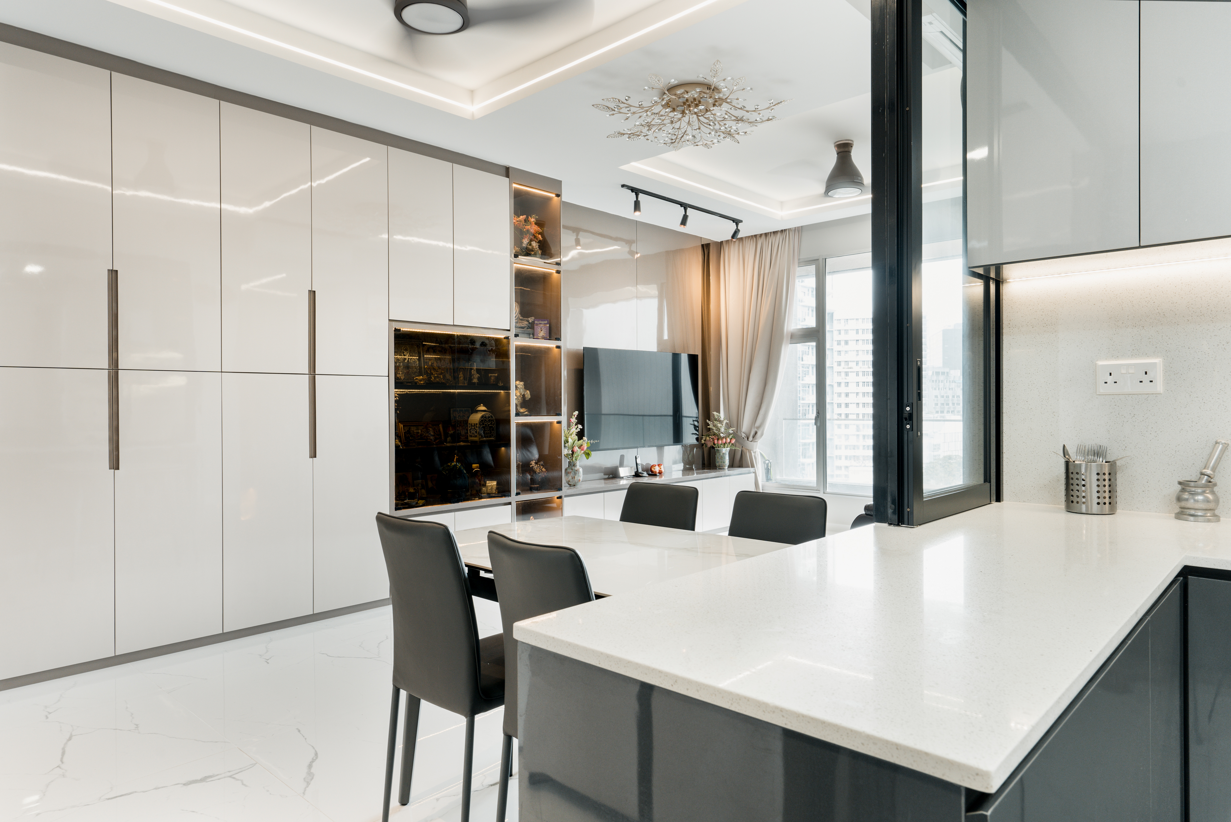 Eclectic, Modern Design - Kitchen - Condominium - Design by Interior Artist Pte Ltd