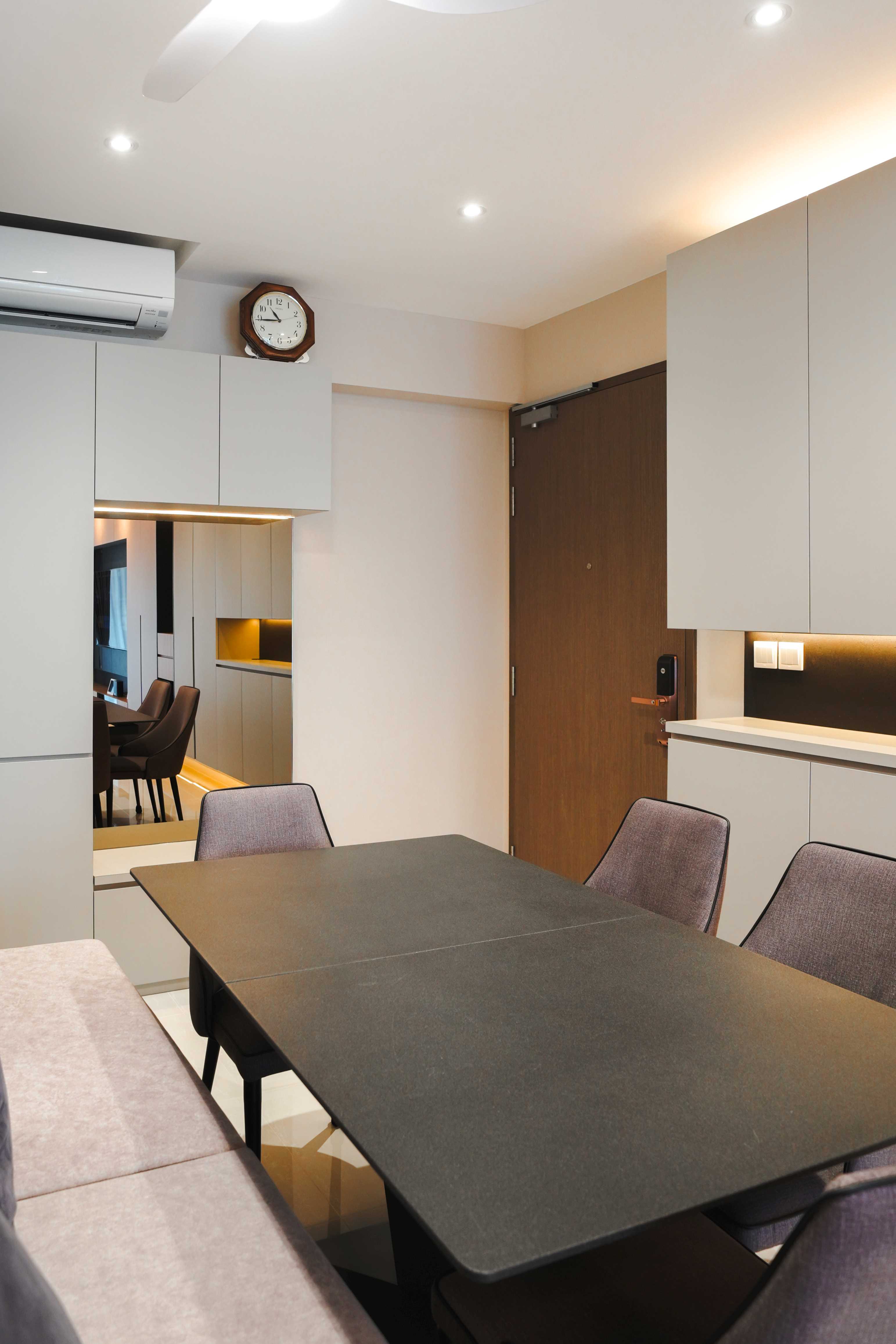 Contemporary, Modern Design - Dining Room - Condominium - Design by Interior Times Design Pte Ltd