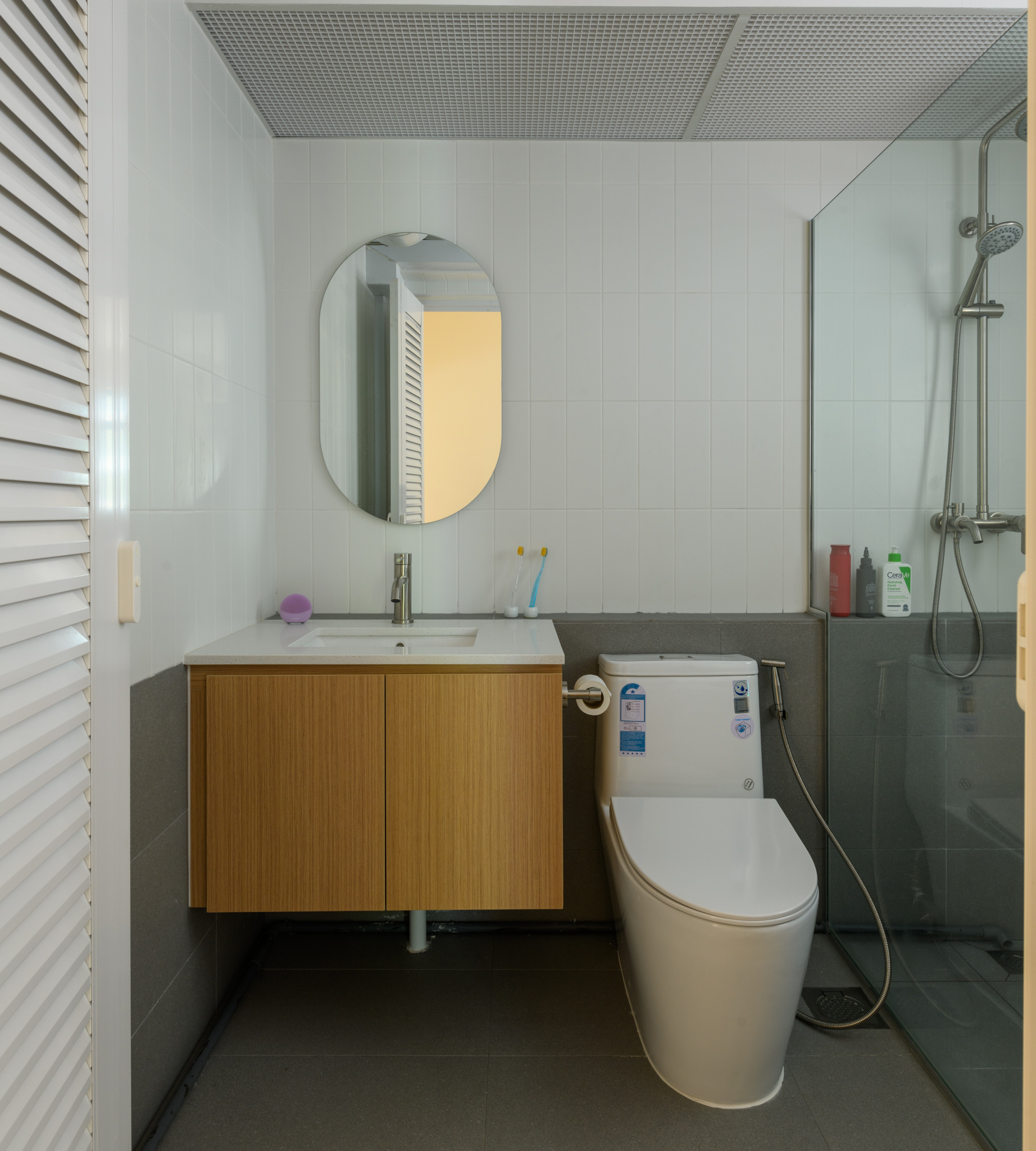 Minimalist Design - Bathroom - HDB 4 Room - Design by Mr Designer Studio