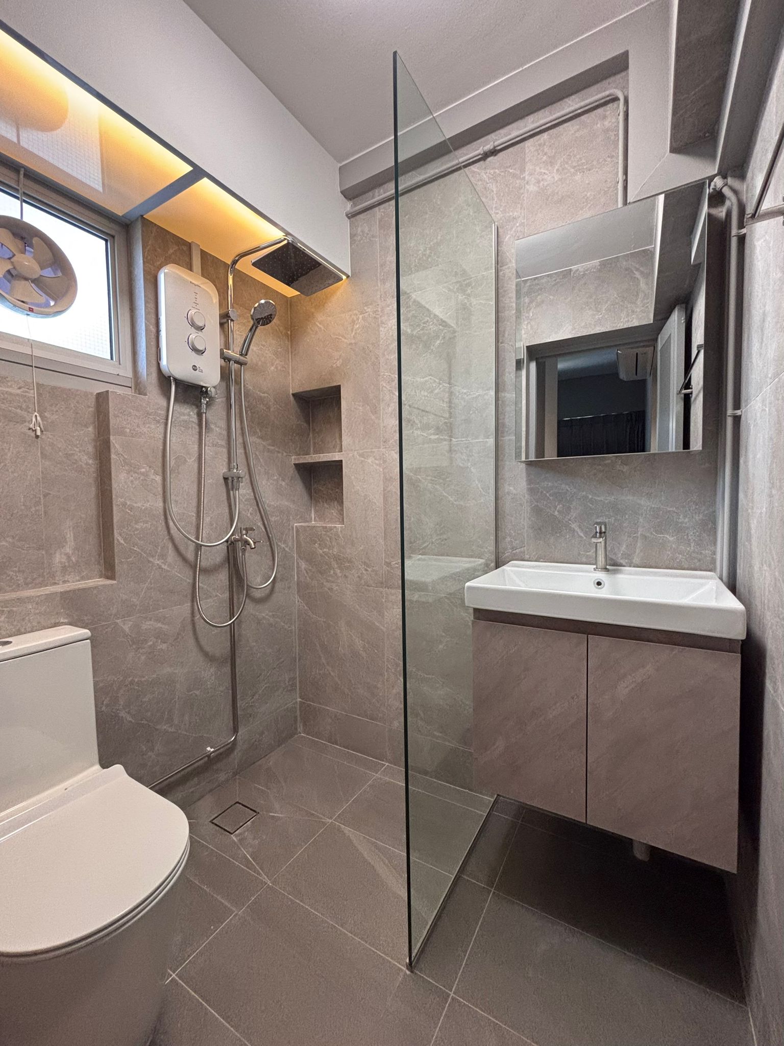 Modern Design - Bathroom - HDB Studio Apartment - Design by Niche Koncept