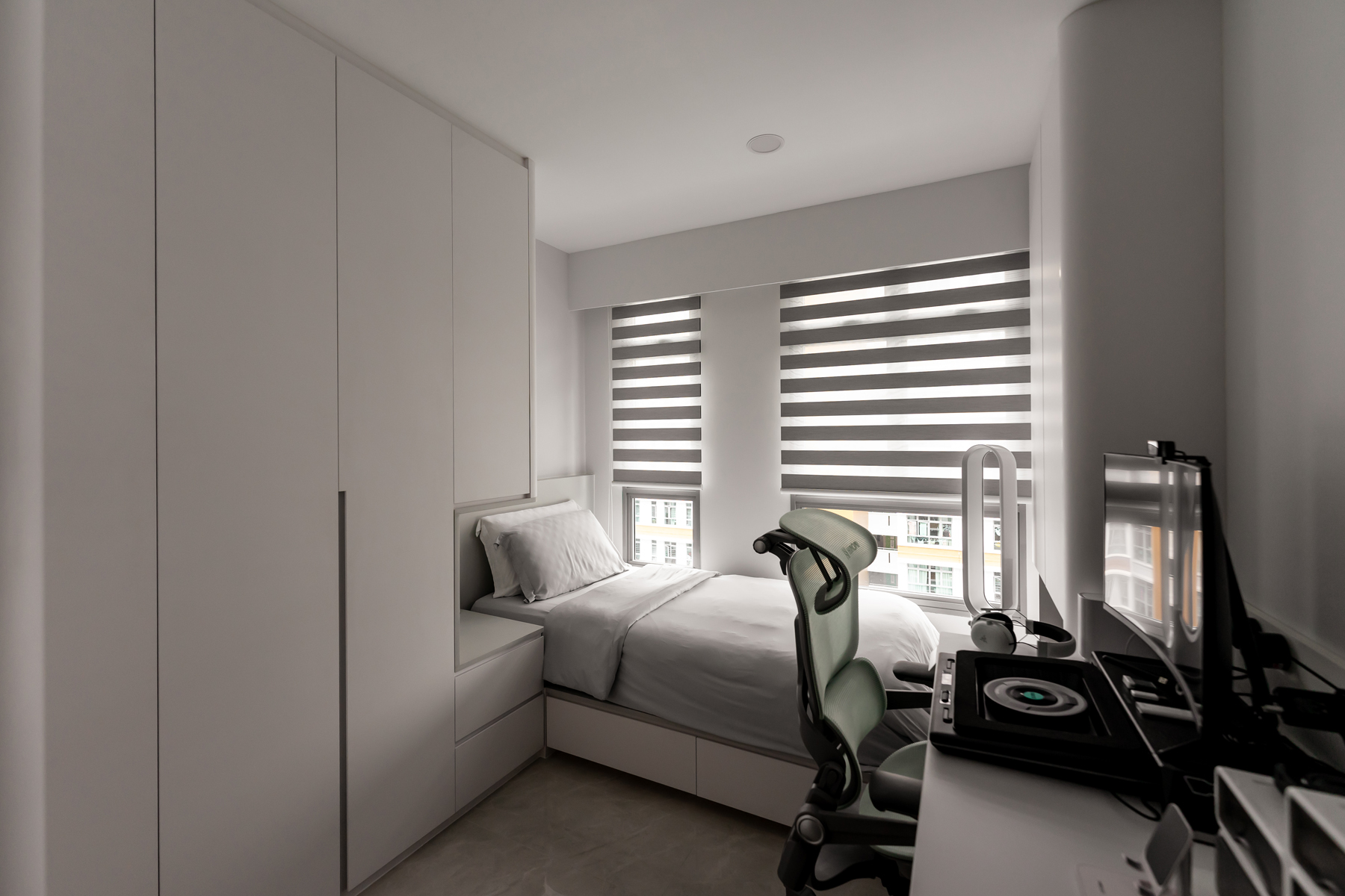 Minimalist Design - Bedroom - HDB 4 Room - Design by U-Home Interior Design Pte Ltd