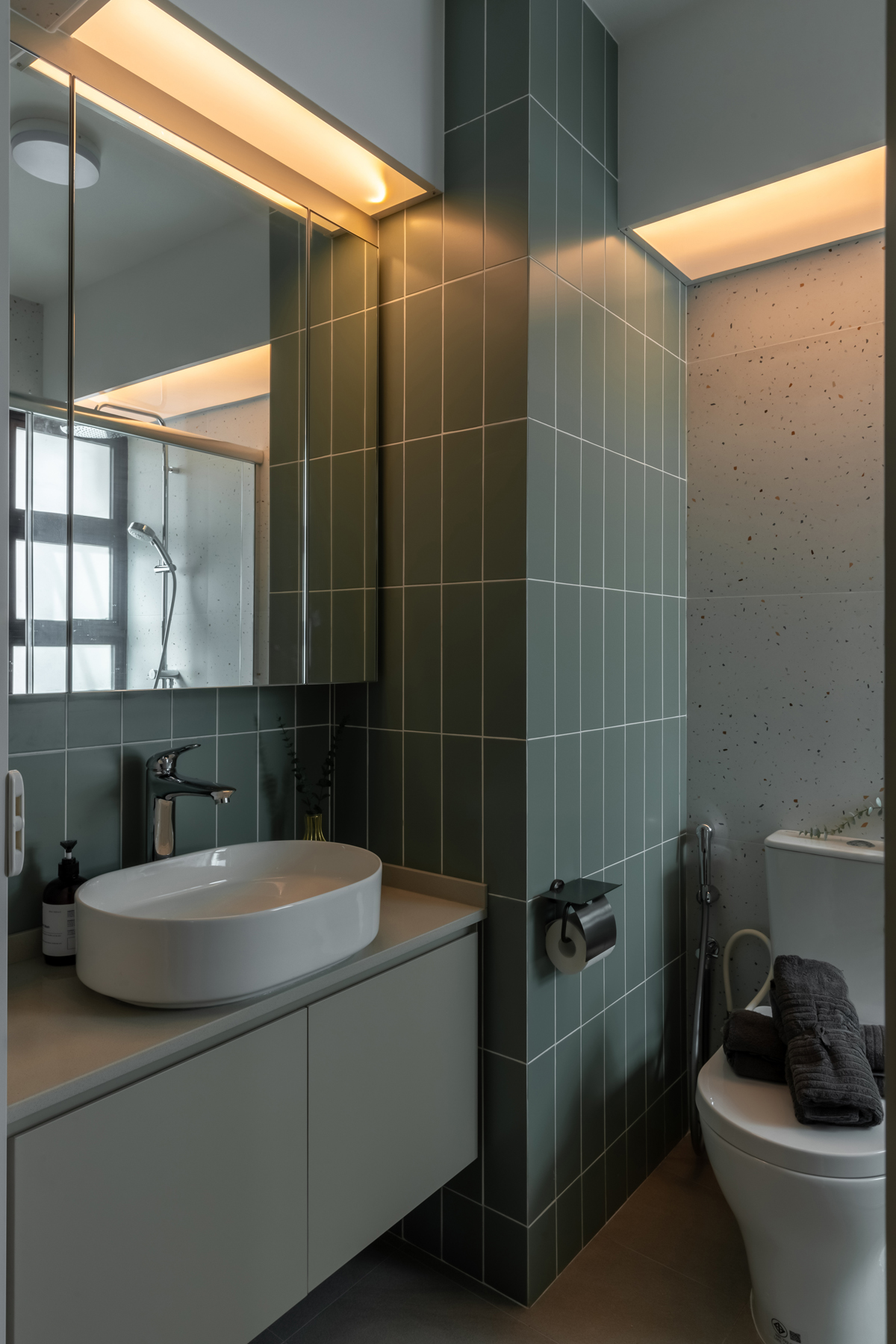 Contemporary, Scandinavian Design - Bathroom - HDB 4 Room - Design by U-Home Interior Design Pte Ltd