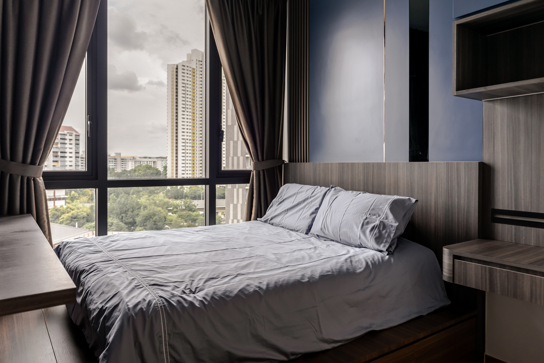 Contemporary, Modern Design - Bedroom - Condominium - Design by U-Home Interior Design Pte Ltd