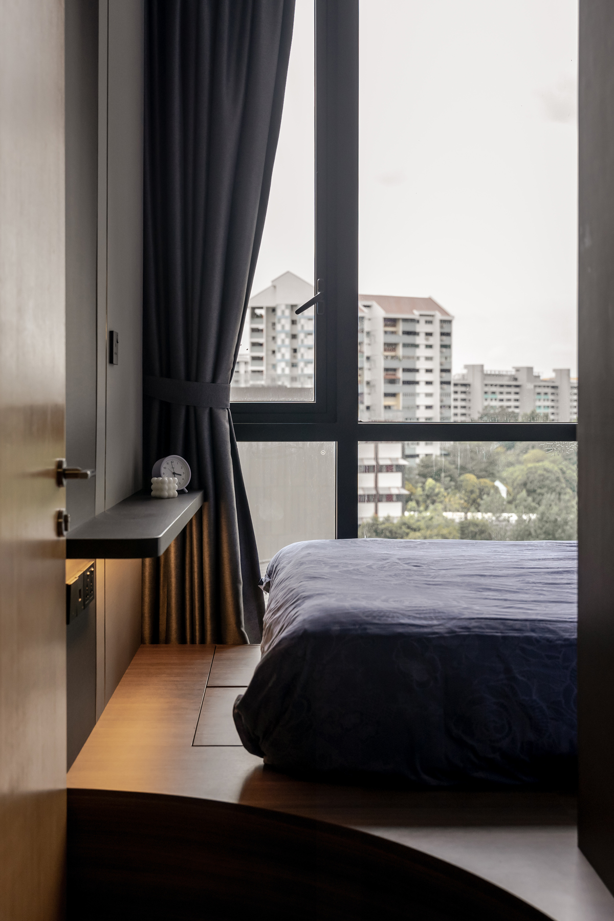 Contemporary, Modern Design - Bedroom - Condominium - Design by U-Home Interior Design Pte Ltd