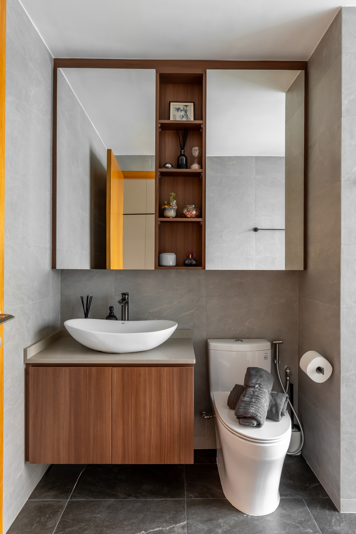 Contemporary, Modern, Others Design - Bathroom - Condominium - Design by U-Home Interior Design Pte Ltd