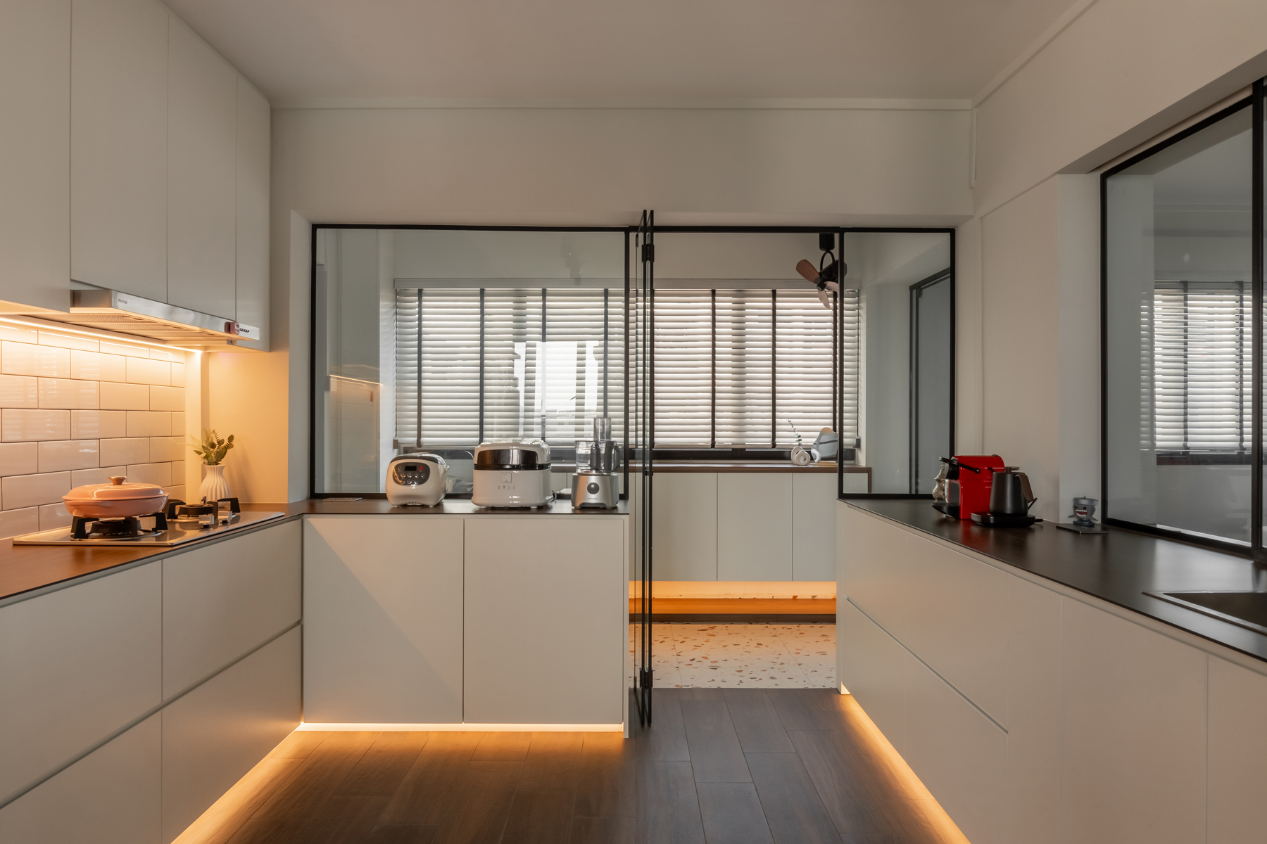 Modern Design - Kitchen - HDB 5 Room - Design by U-Home Interior Design Pte Ltd