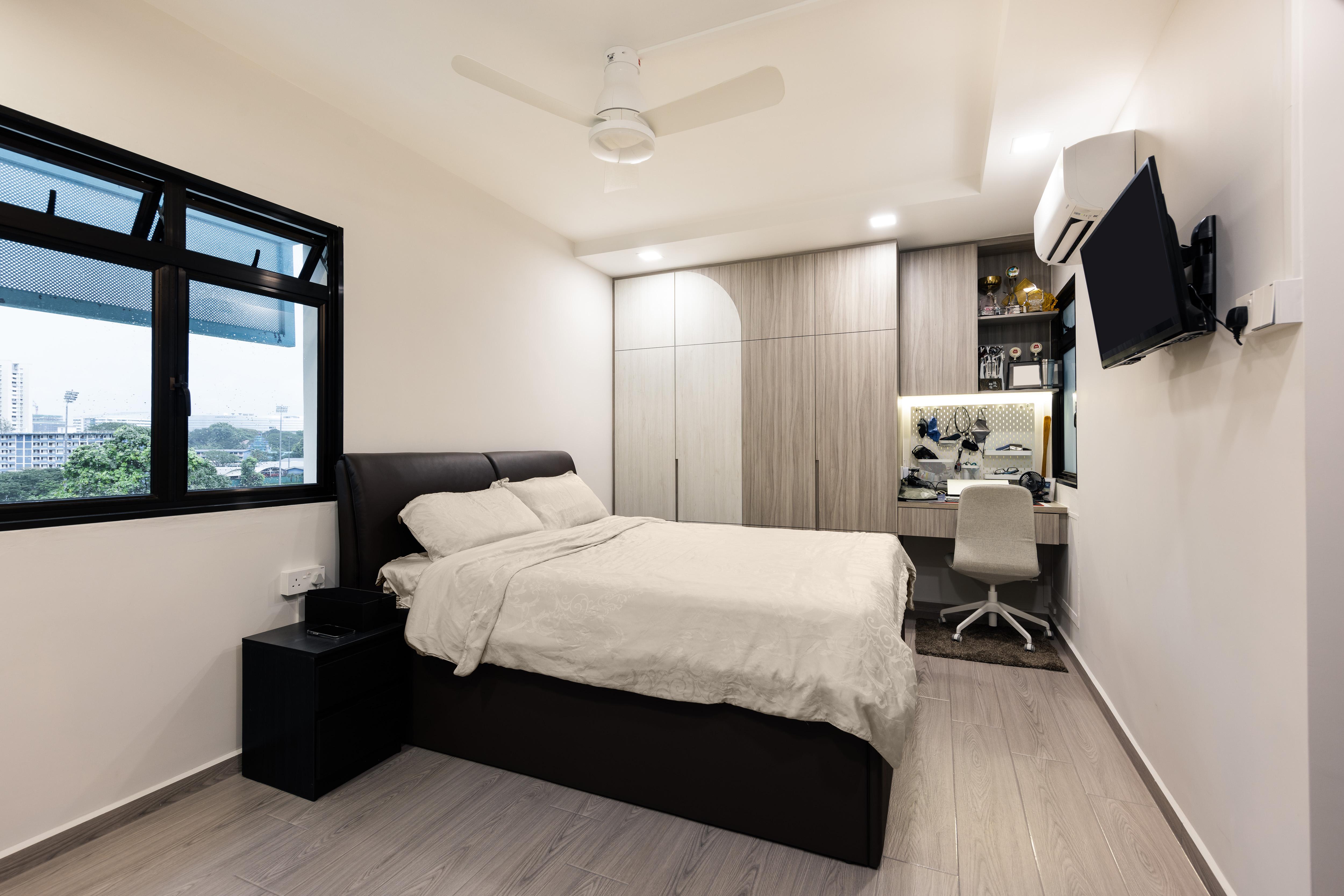 Minimalist, Modern Design - Bedroom - HDB 5 Room - Design by U-Home Interior Design Pte Ltd