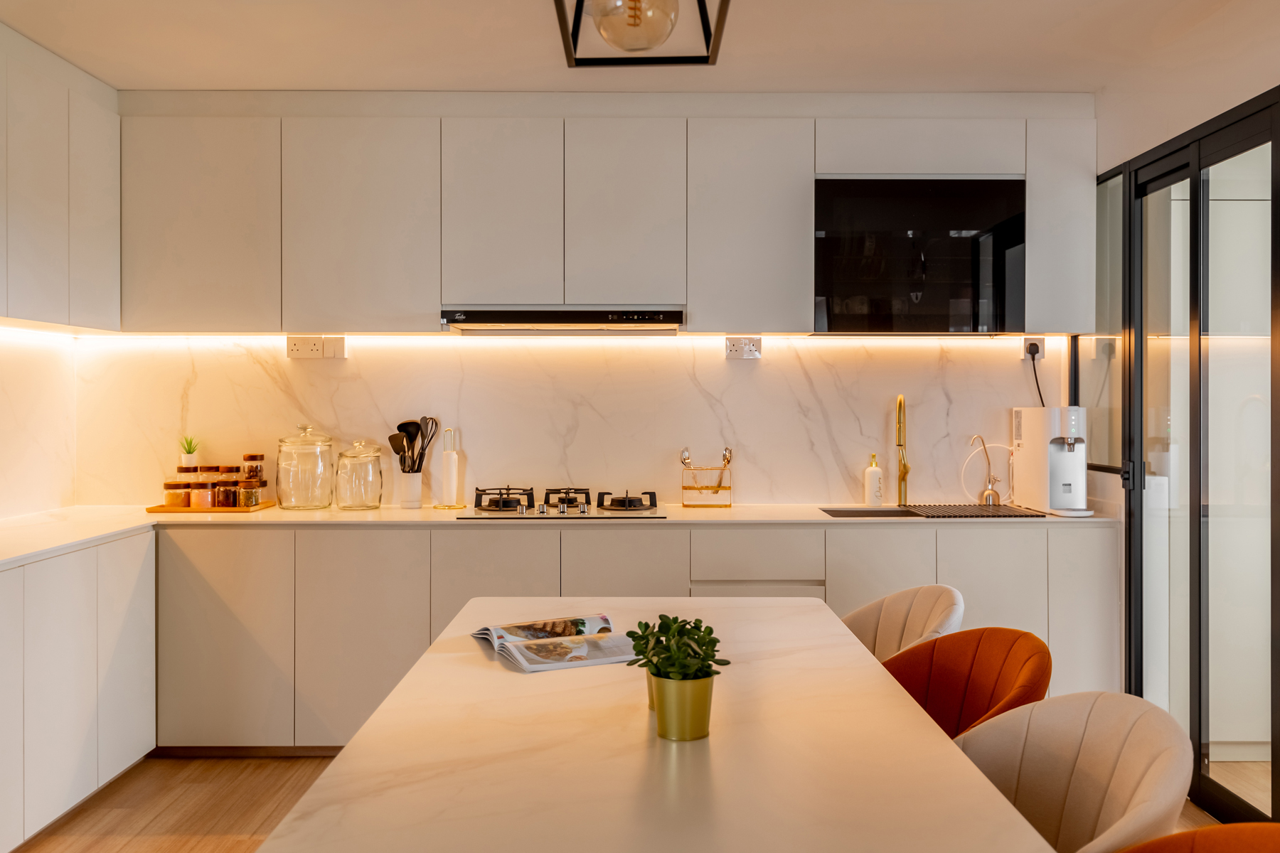 Scandinavian Design - Kitchen - HDB 5 Room - Design by U-Home Interior Design Pte Ltd