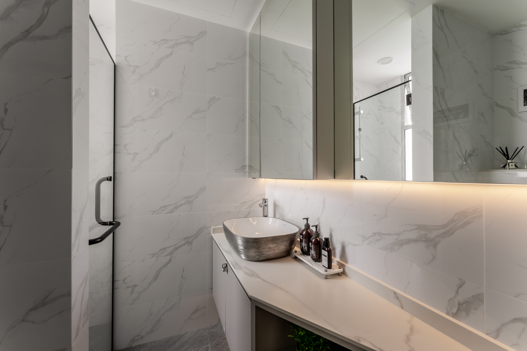 Contemporary, Modern Design - Bathroom - Condominium - Design by U-Home Interior Design Pte Ltd