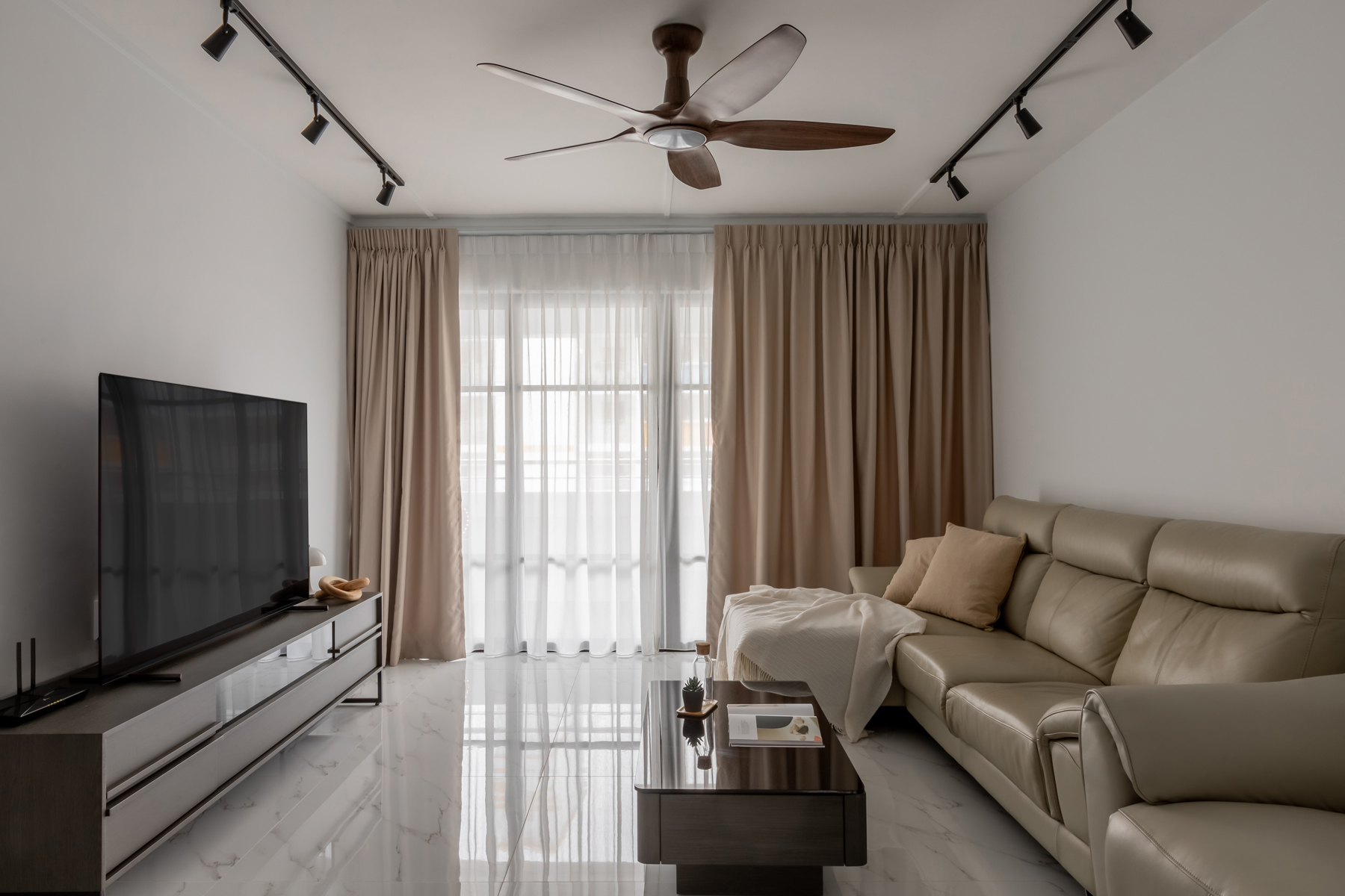 Contemporary, Modern Design - Living Room - HDB 5 Room - Design by U-Home Interior Design Pte Ltd