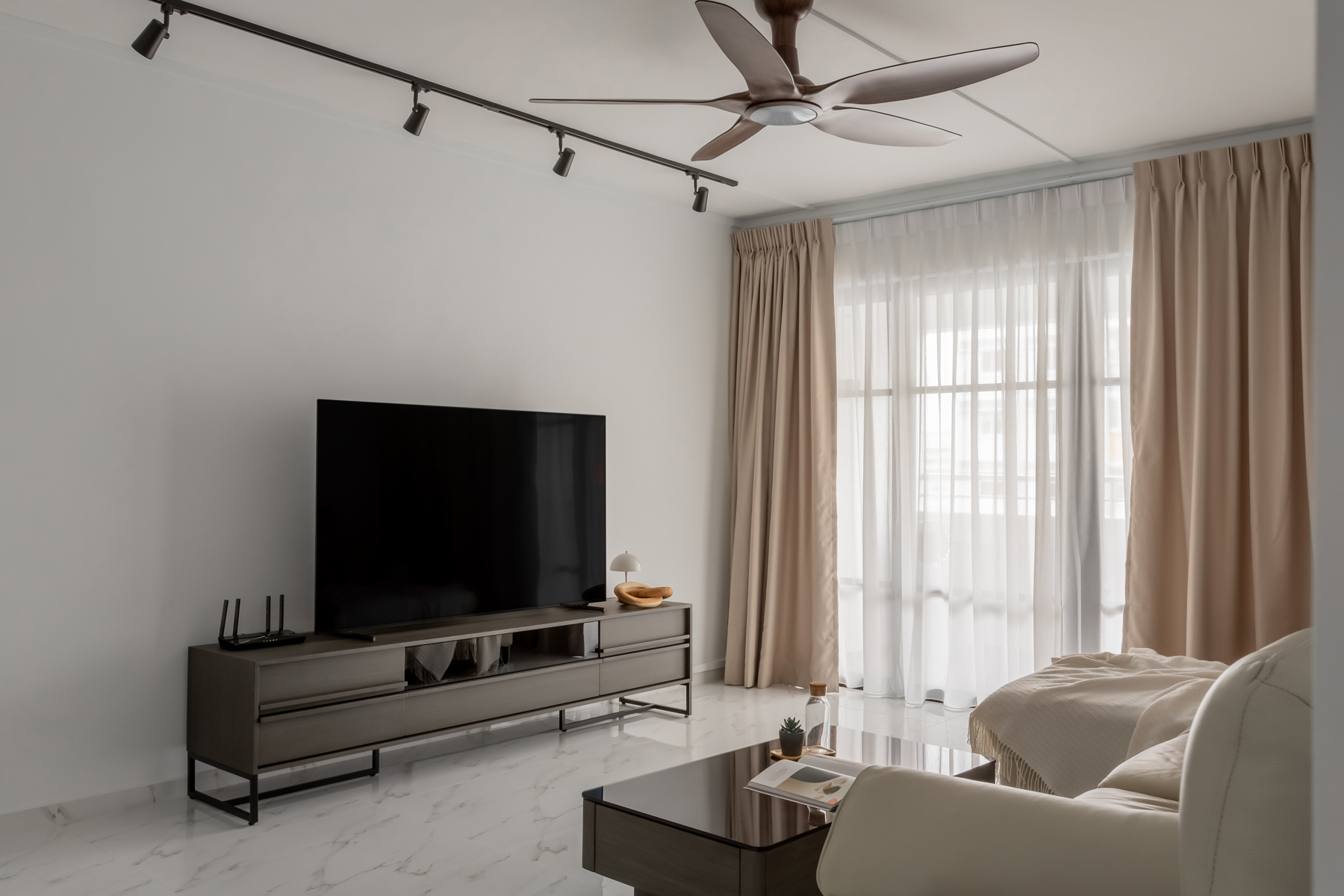 Contemporary, Modern Design - Living Room - HDB 5 Room - Design by U-Home Interior Design Pte Ltd