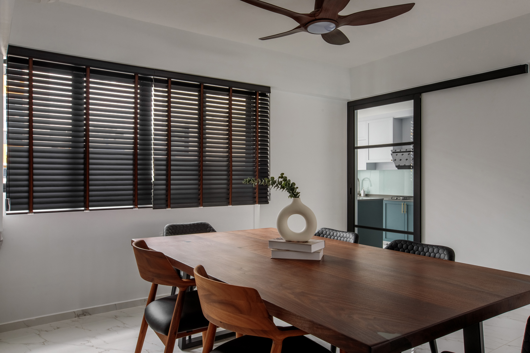 Contemporary, Modern Design - Dining Room - HDB 5 Room - Design by U-Home Interior Design Pte Ltd